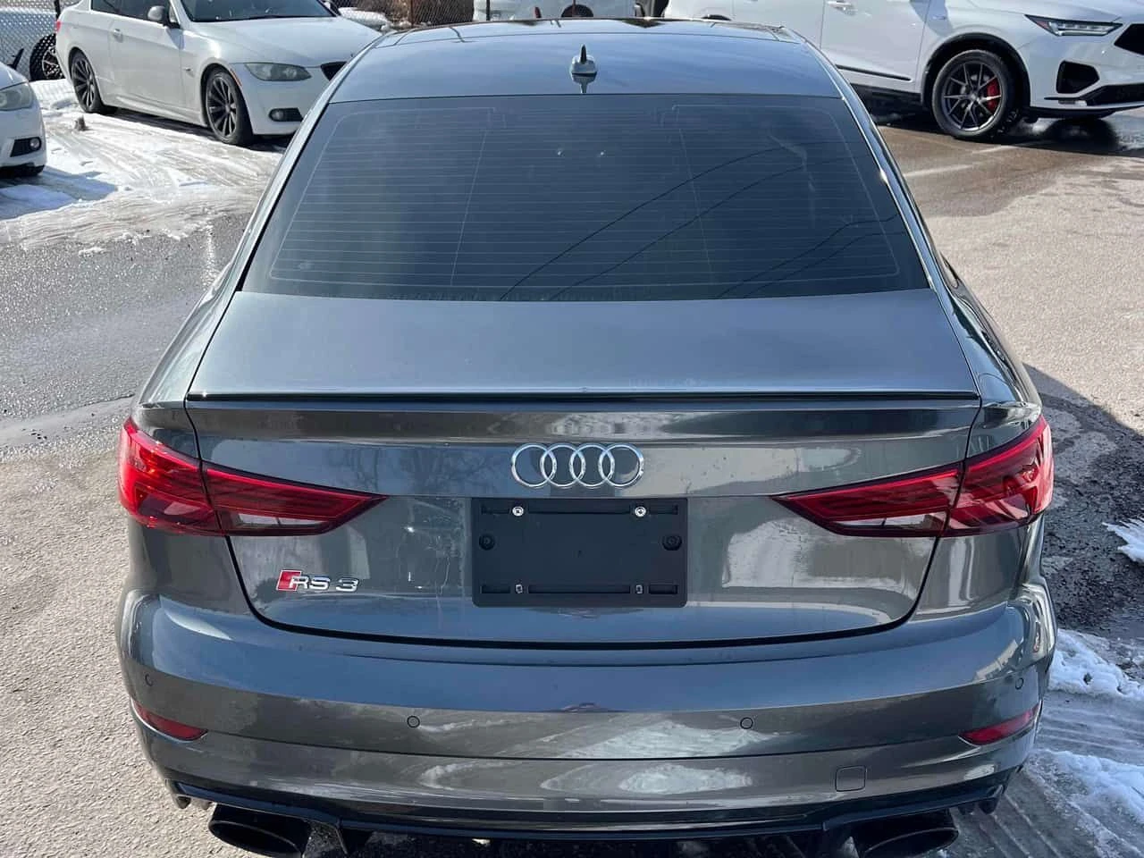 Audi Rs3 * CARFAX * ДИСТРОНИК* ДВА КЛЮЧА*  - изображение 4