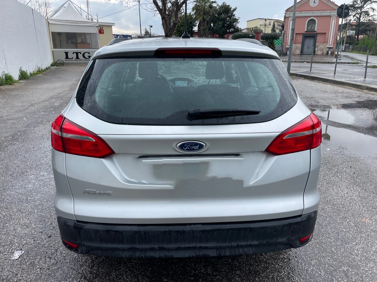 Ford Focus 1.5 TDCI 120 CV StarteStop SW Titanium X, снимка 6 - Автомобили и джипове - 53833312