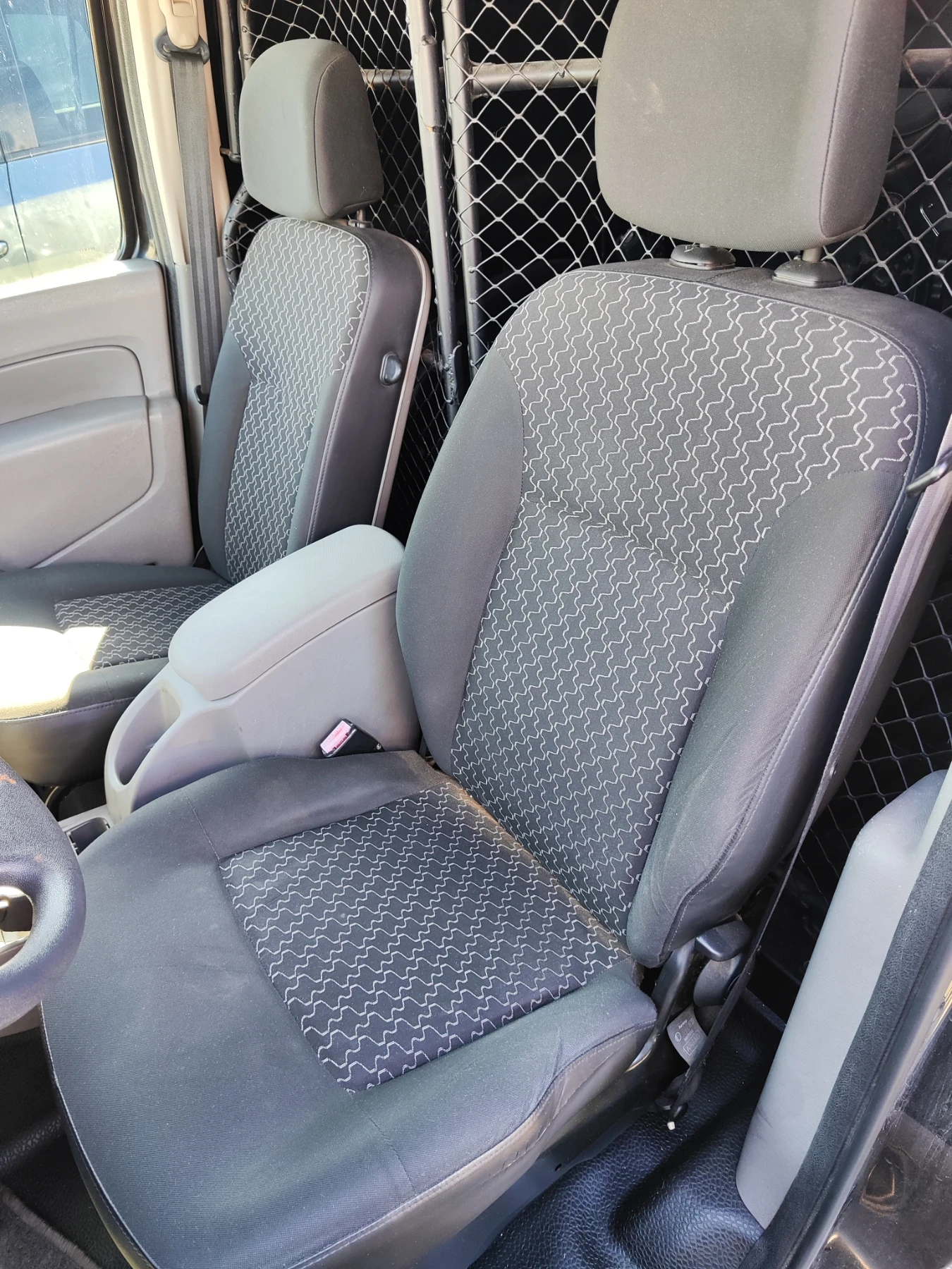 Renault Kangoo 1.5dci, снимка 2 - Автомобили и джипове - 53835104