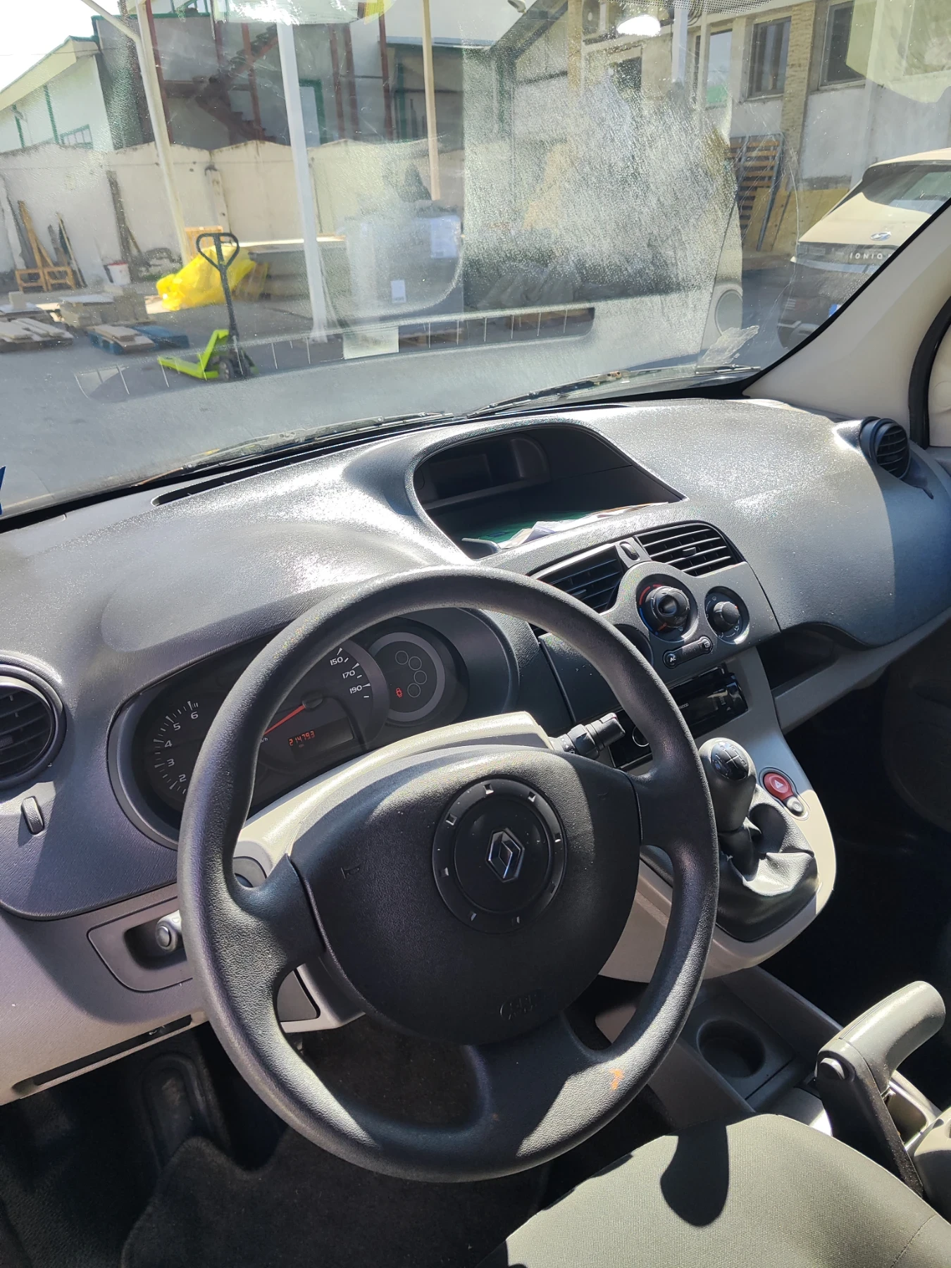 Renault Kangoo 1.5dci, снимка 11 - Автомобили и джипове - 53835104