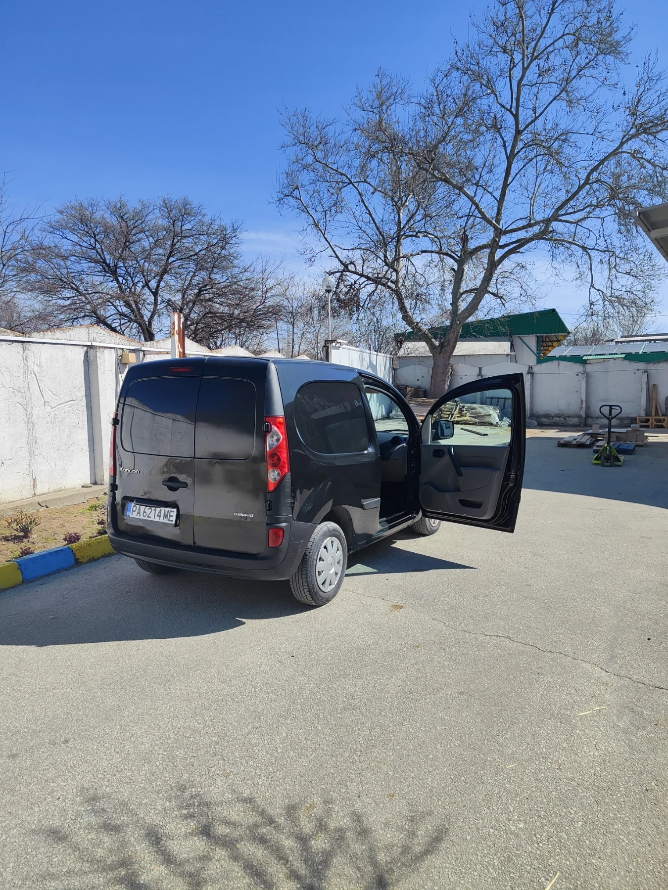 Renault Kangoo 1.5dci, снимка 16 - Автомобили и джипове - 53835104