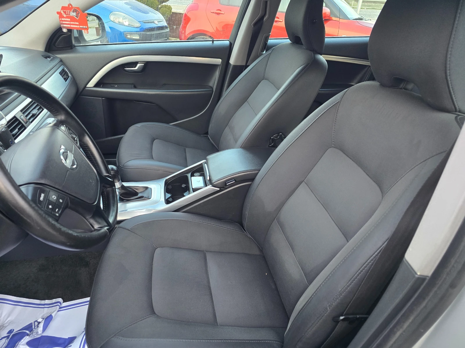 Volvo V70 2.0D NAVI KLIMATRON, снимка 13 - Автомобили и джипове - 53894527