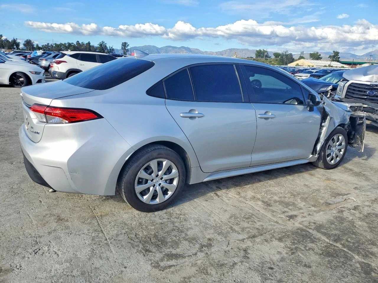 Toyota Corolla Hybrid| Реална цена до София!, снимка 3 - Автомобили и джипове - 54526272