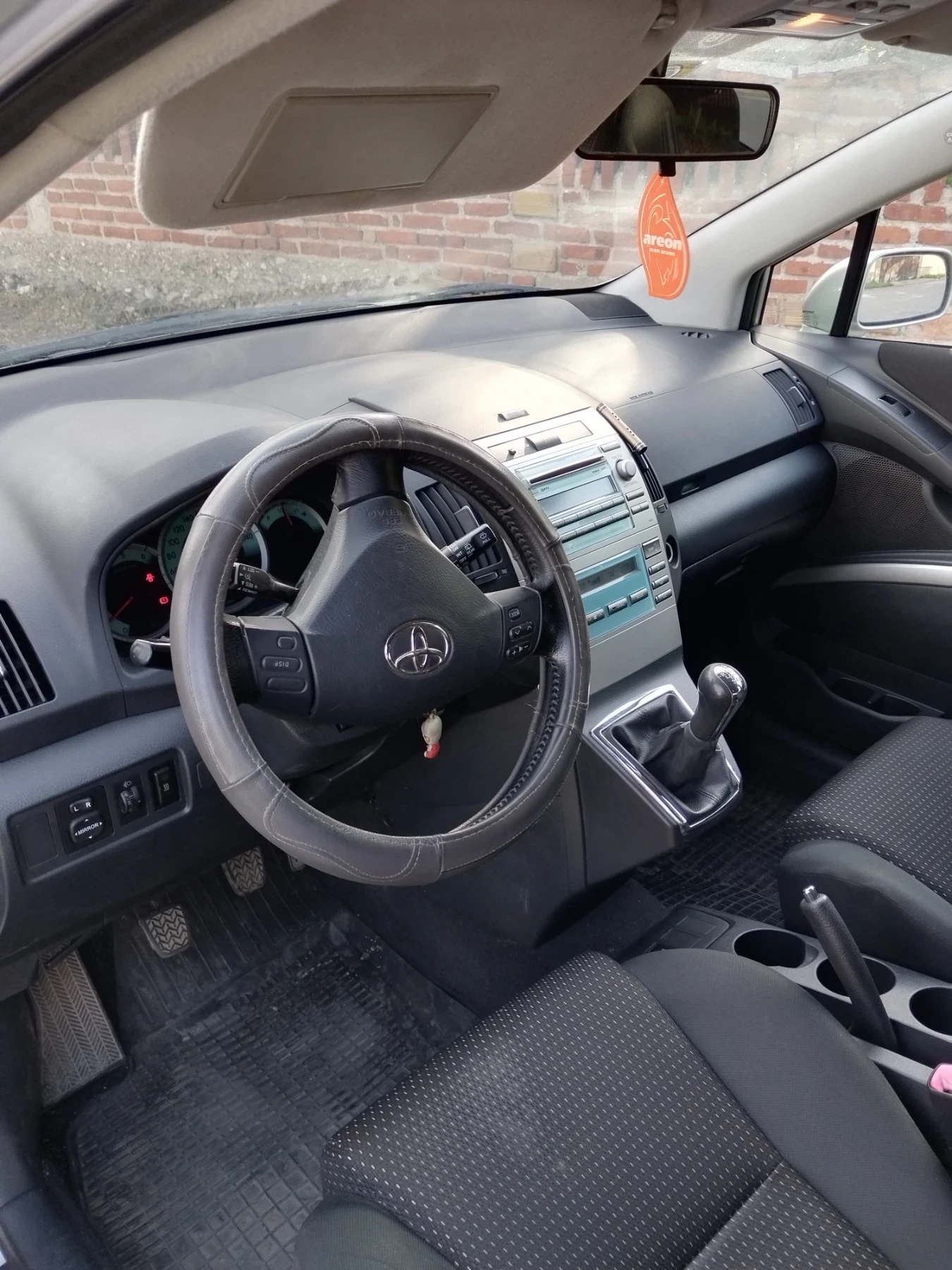 Toyota Corolla verso, снимка 5 - Автомобили и джипове - 54709297
