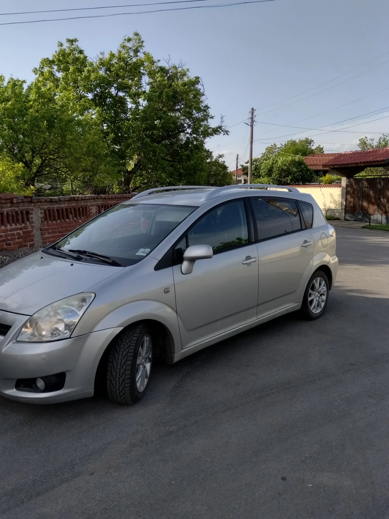 Toyota Corolla verso, снимка 2 - Автомобили и джипове - 54709297