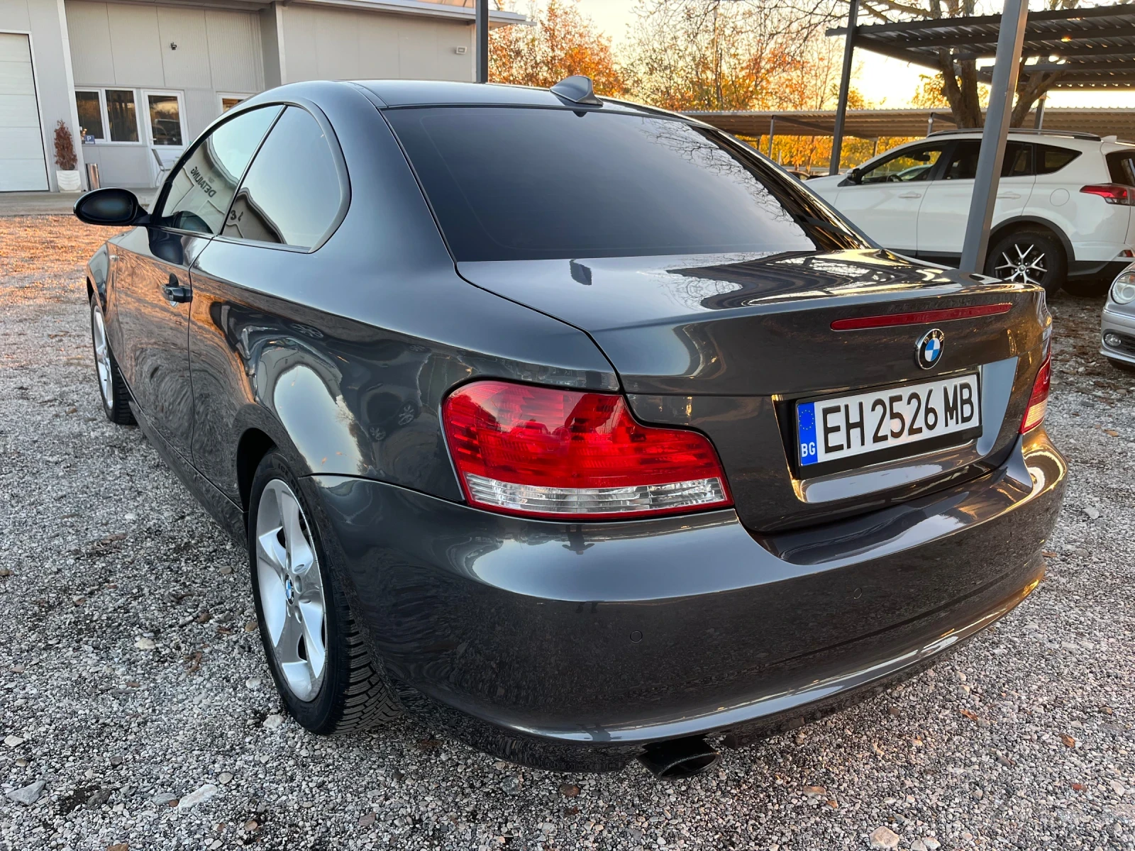 BMW 123 ШВЕЙЦАРИЯ/2.0D/204к.с/Автомат/Кожа , снимка 7 - Автомобили и джипове - 54918112