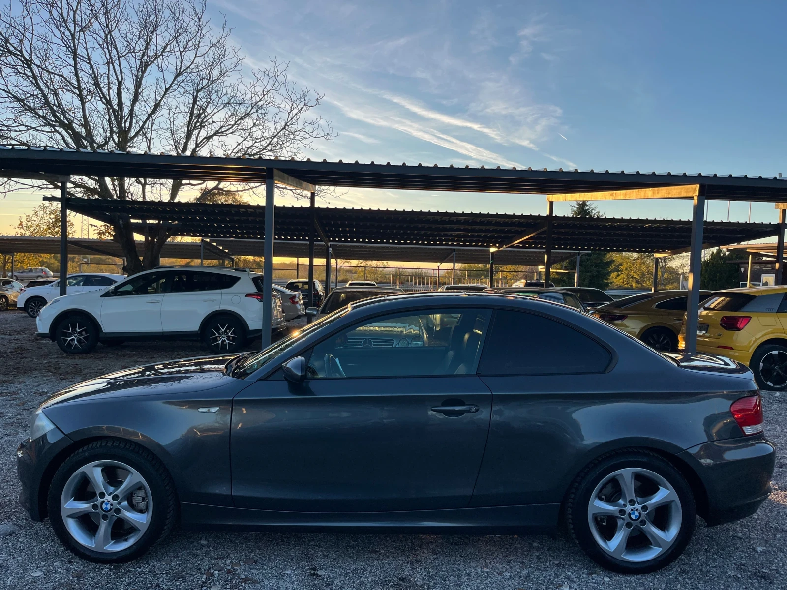 BMW 123 ШВЕЙЦАРИЯ/2.0D/204к.с/Автомат/Кожа , снимка 8 - Автомобили и джипове - 54918112