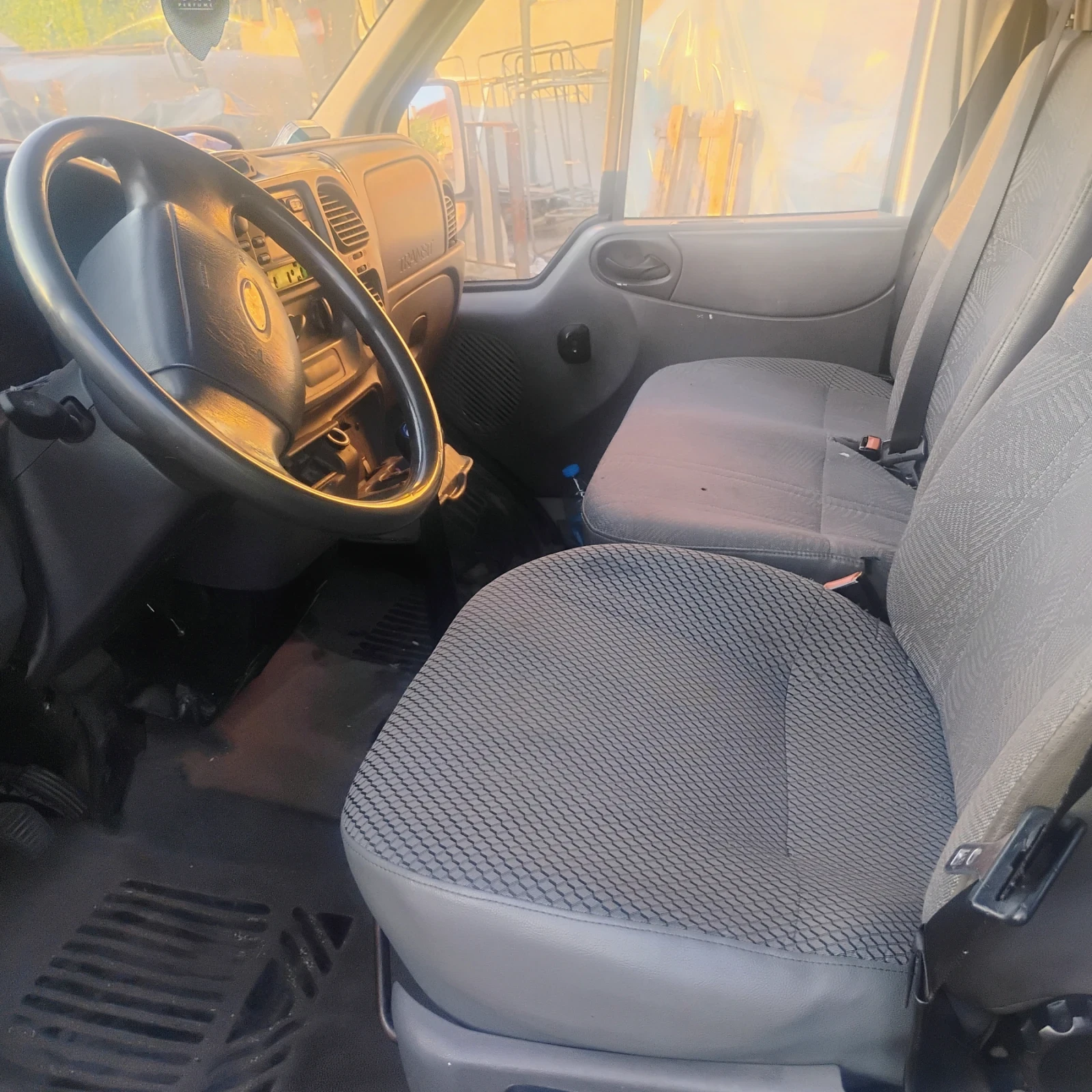 Ford Transit Custom Товаропътнически , снимка 9 - Автомобили и джипове - 55450524