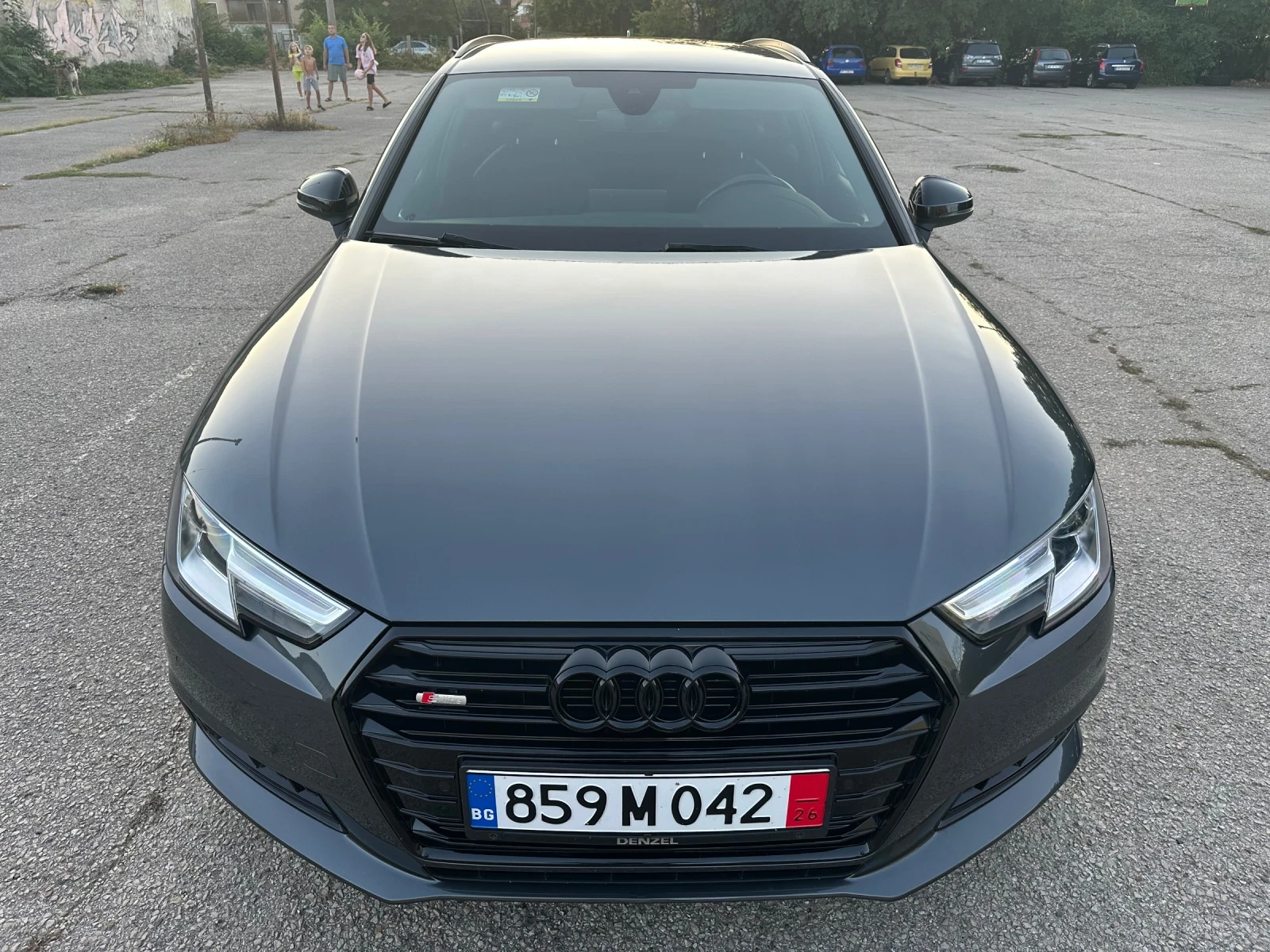 Audi A4 S-line Quattro 
