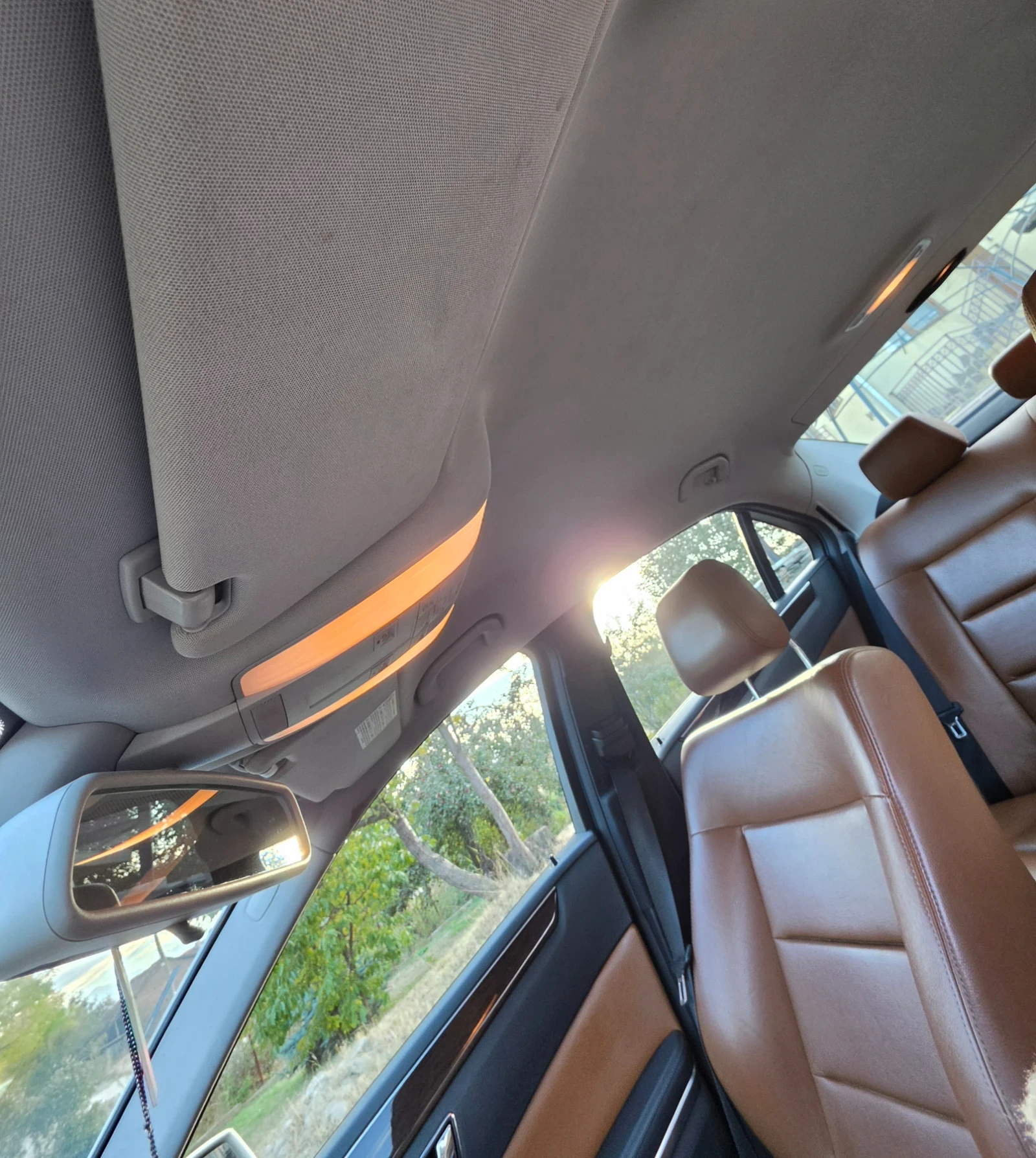 Mercedes-Benz E 220 2.2 CDI, снимка 14 - Автомобили и джипове - 56415718