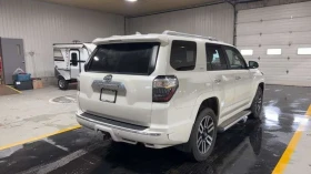 Toyota 4runner LIMITED/AWD/DISTRONIC/ОБДУХ/КАМЕРА/ЧИСТА ИСТОРИЯ/, снимка 5