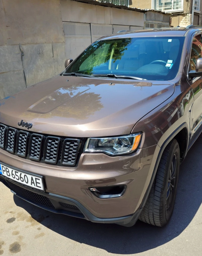 Jeep Grand cherokee 3.6 Laredo, снимка 2 - Автомобили и джипове - 47058507