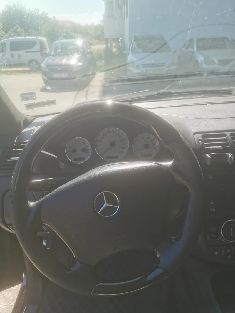 Mercedes-Benz ML 55 AMG 5.5, снимка 7 - Автомобили и джипове - 46114591