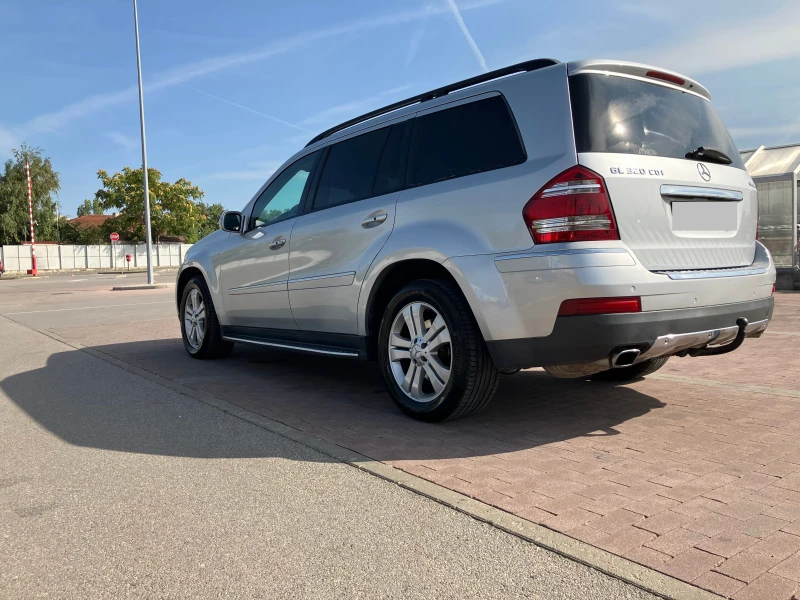 Mercedes-Benz GL 320, снимка 4 - Автомобили и джипове - 47447761