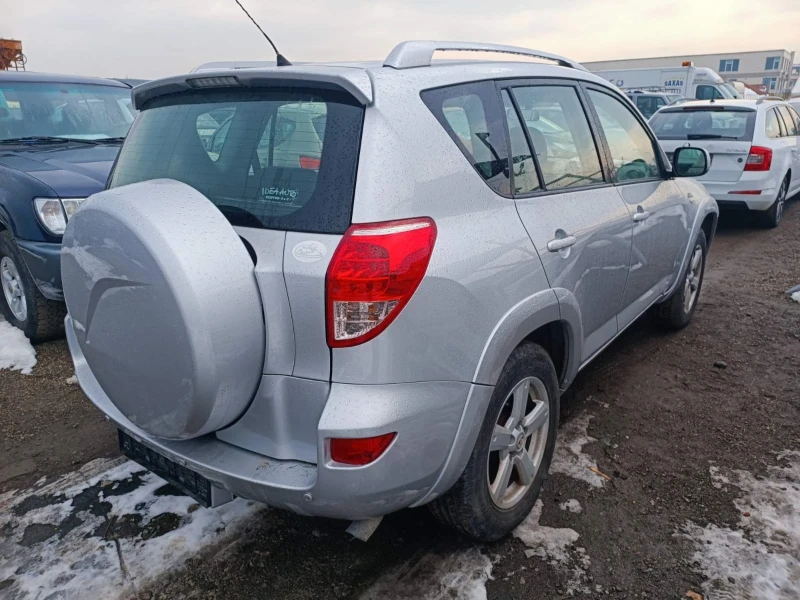 Toyota Rav4 2.2d-cat , снимка 8 - Автомобили и джипове - 49269509