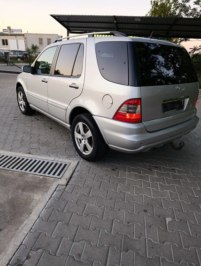 Mercedes-Benz ML 270, снимка 3 - Автомобили и джипове - 52891395