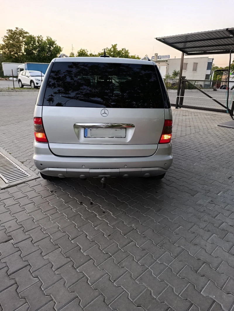 Mercedes-Benz ML 270, снимка 4 - Автомобили и джипове - 52891395