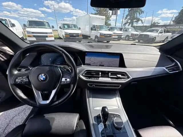 BMW X5 xDrive40i | ПАНО | HUD | 360  | ФИКСИРАНА ЦЕНА, снимка 10 - Автомобили и джипове - 53720628