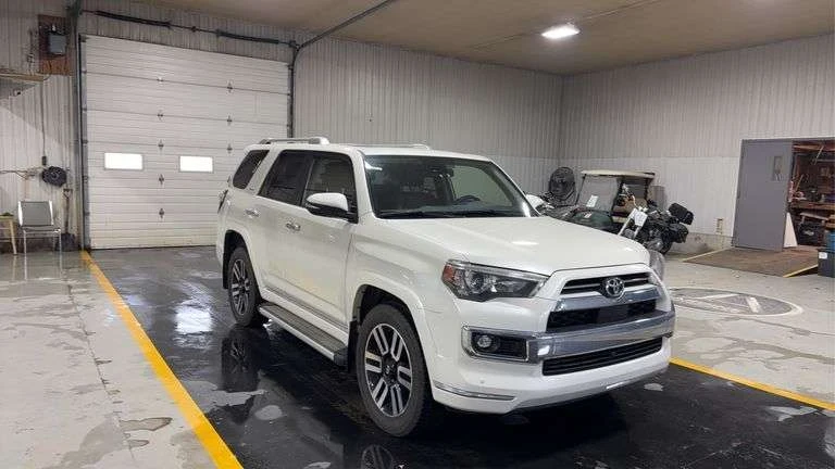 Toyota 4runner LIMITED/AWD/DISTRONIC/ОБДУХ/КАМЕРА/ЧИСТА ИСТОРИЯ/, снимка 7 - Автомобили и джипове - 54671549