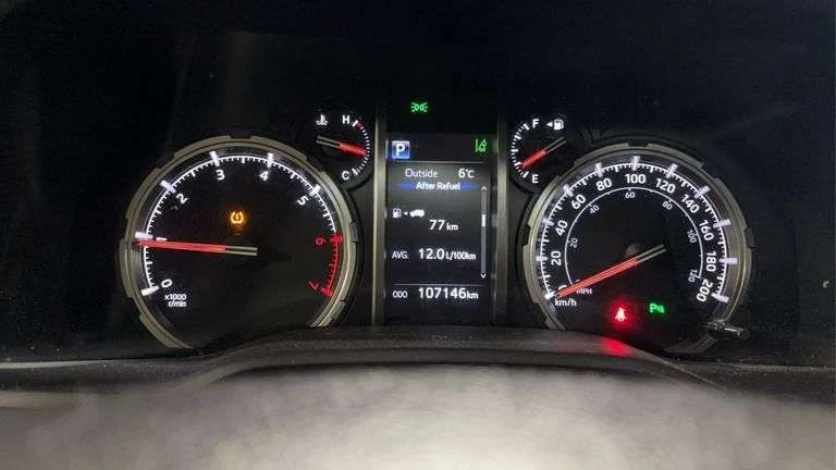 Toyota 4runner LIMITED/AWD/DISTRONIC/ОБДУХ/КАМЕРА/ЧИСТА ИСТОРИЯ/, снимка 14 - Автомобили и джипове - 54671549