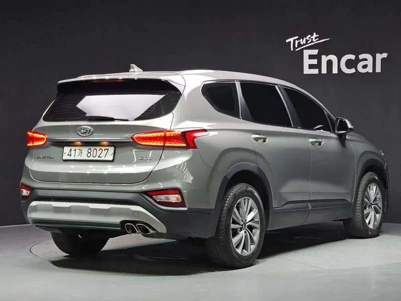 Hyundai Santa fe Tm Diesel 2.0 2Wd Premium, снимка 2 - Автомобили и джипове - 55088163