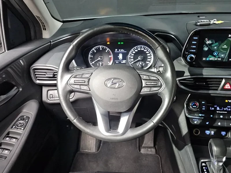 Hyundai Santa fe Tm Diesel 2.0 2Wd Premium, снимка 13 - Автомобили и джипове - 55088163