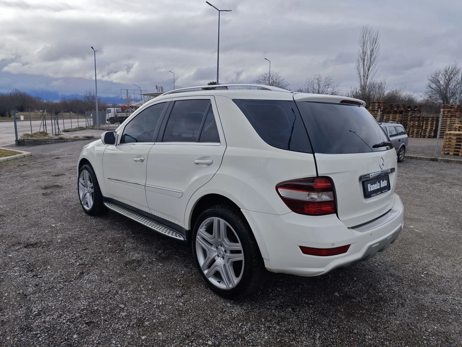 Mercedes-Benz ML 350 6.3 AMG 22 ЦОЛА - изображение 7