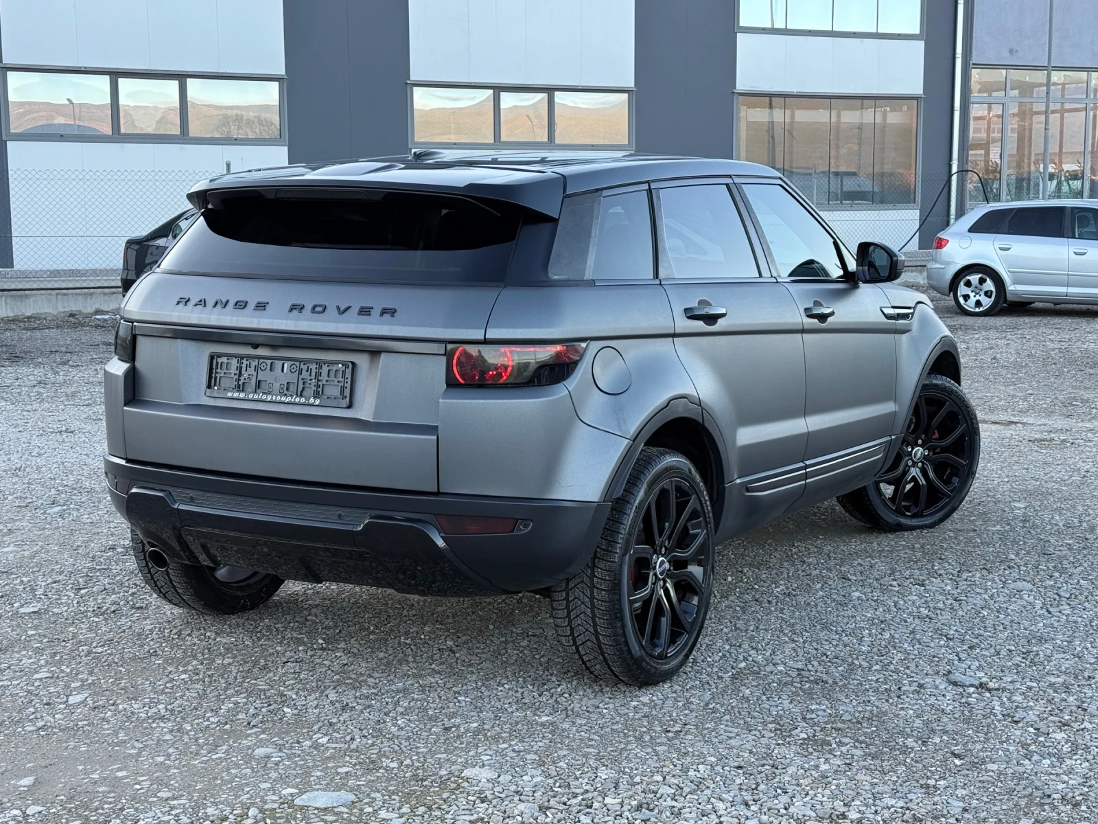 Land Rover Range Rover Evoque 2.2Td4 4X4 DYNAMIC EDITION  LIZING - изображение 7