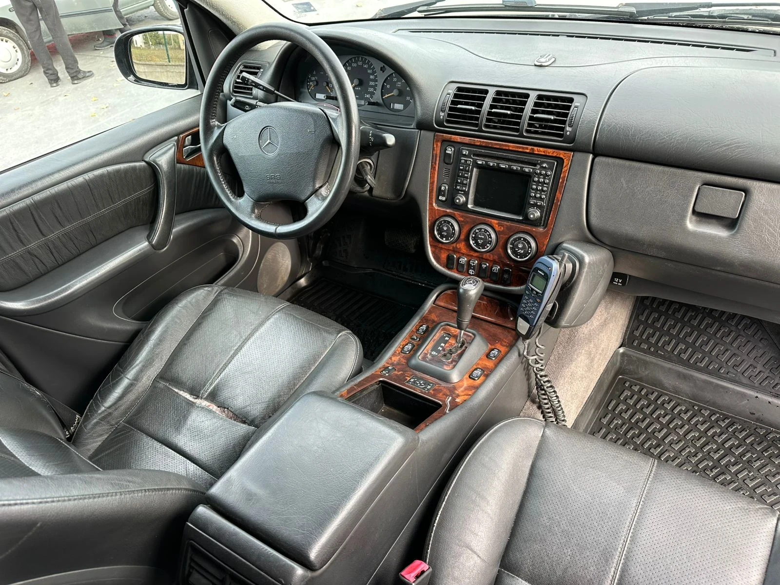 Mercedes-Benz ML 270  - изображение 5