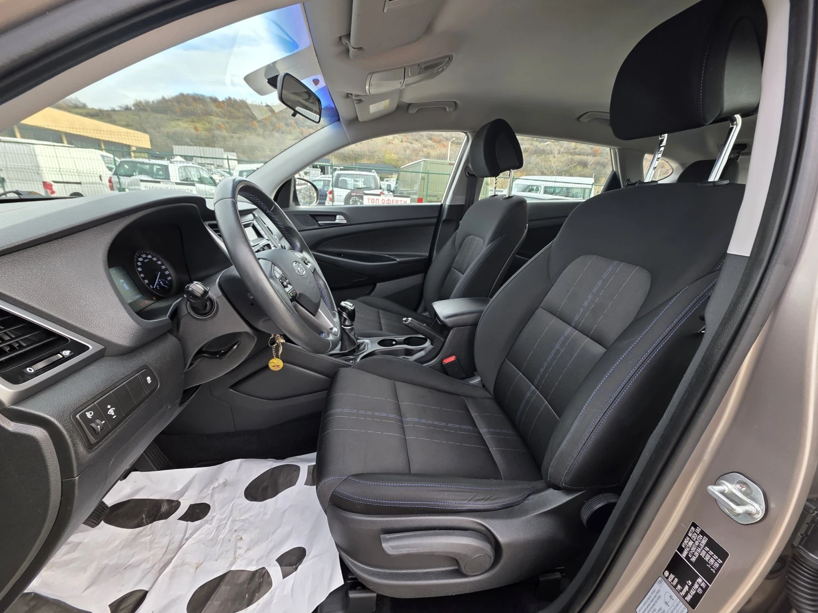 Hyundai Tucson 1.7 CRDI - изображение 8