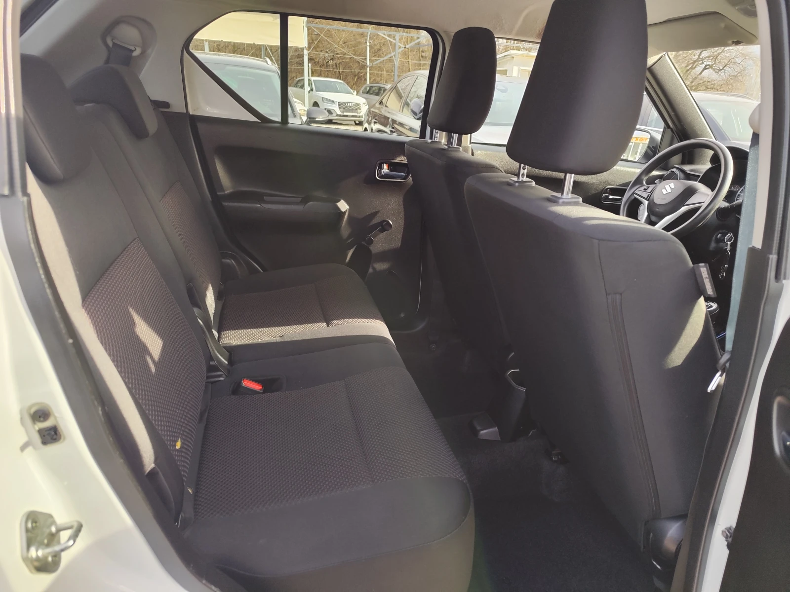 Suzuki Ignis 1.2i* HYBRID* EURO6D* LED* CAMERA* 50000km! | Mobile.bg � ����������� 11