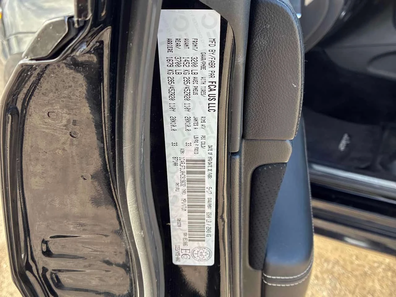 Jeep Grand cherokee * SRT * PANO* KEYLESS* ПОДГРЕВ* , снимка 10 - Автомобили и джипове - 53836534