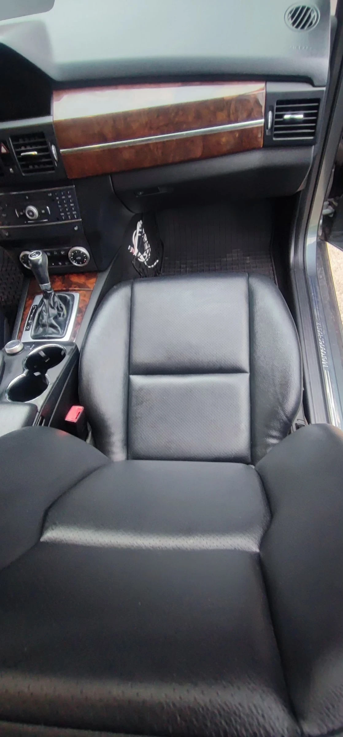 Mercedes-Benz GLK 350 4Мatic, снимка 13 - Автомобили и джипове - 53922770