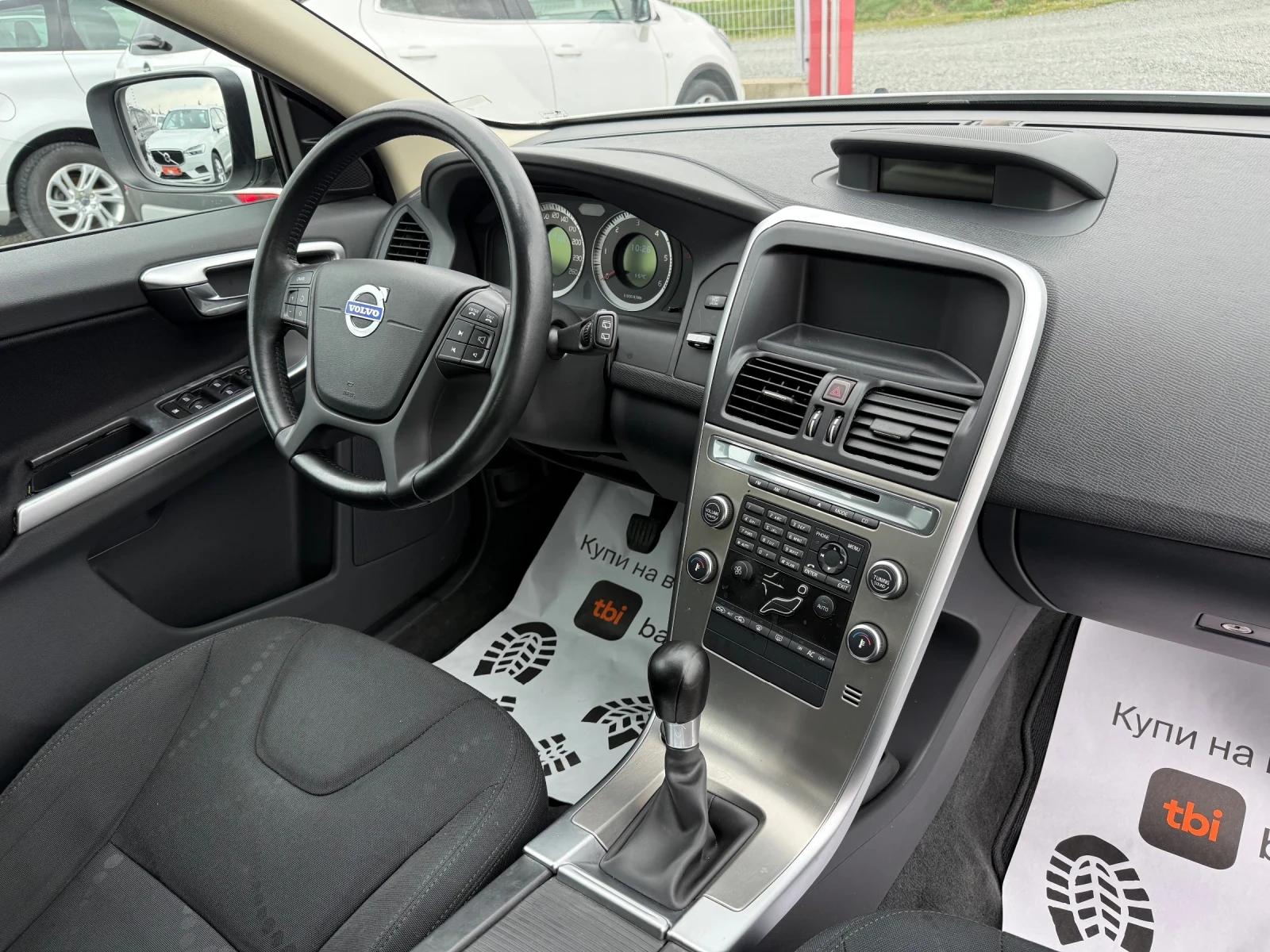 Volvo XC60 (KATO НОВА)^(4x4), снимка 16 - Автомобили и джипове - 54038950