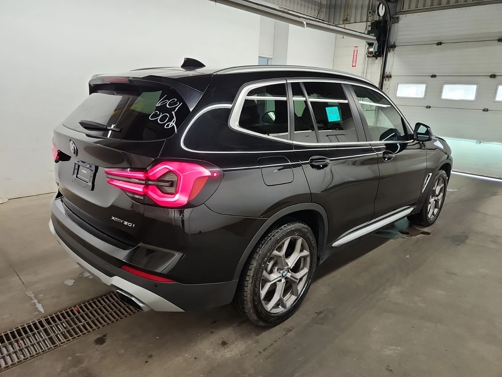 BMW X3 XDRIVE30I* * CARFAX * * АВТО КРЕДИТ * * , снимка 3 - Автомобили и джипове - 54087457