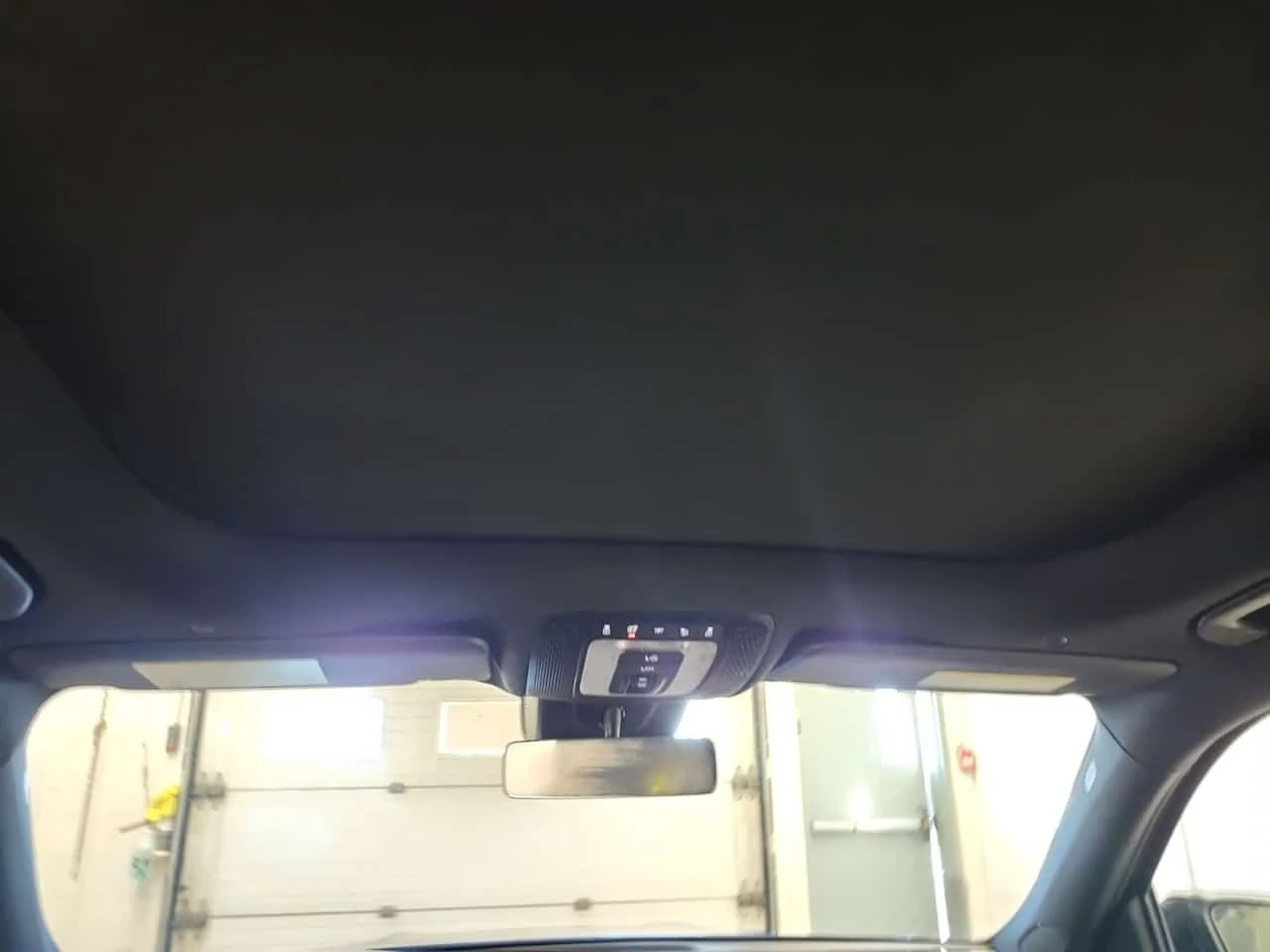 Mercedes-Benz GLB 250 | DISTRONIC | 360 | PANO | MEMORY | , снимка 14 - Автомобили и джипове - 54111174