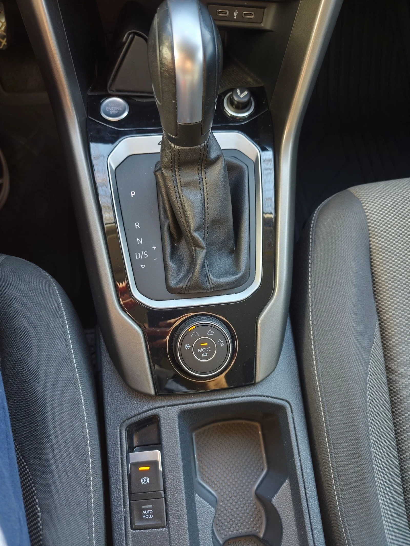 VW T-Roc 2.0TDI 4x4 150к.с, снимка 14 - Автомобили и джипове - 54150640