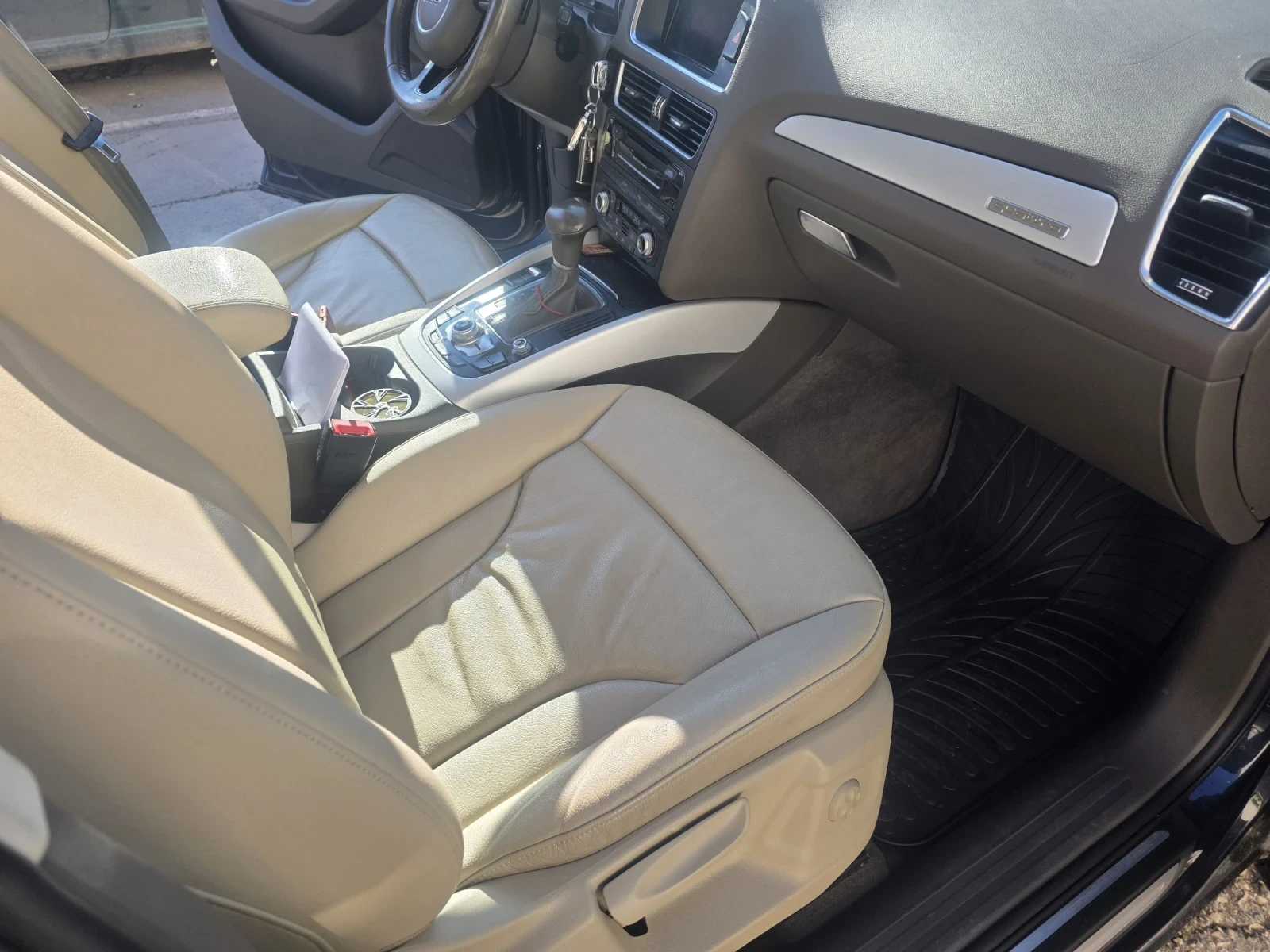 Audi Q5, снимка 9 - Автомобили и джипове - 54196487