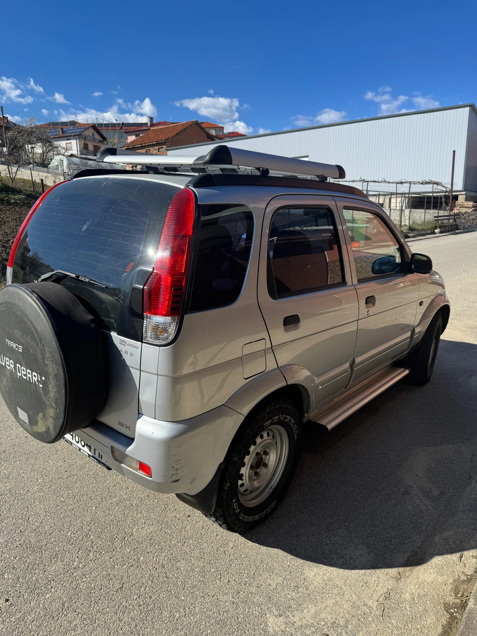 Daihatsu Terios, снимка 8 - Автомобили и джипове - 54367195