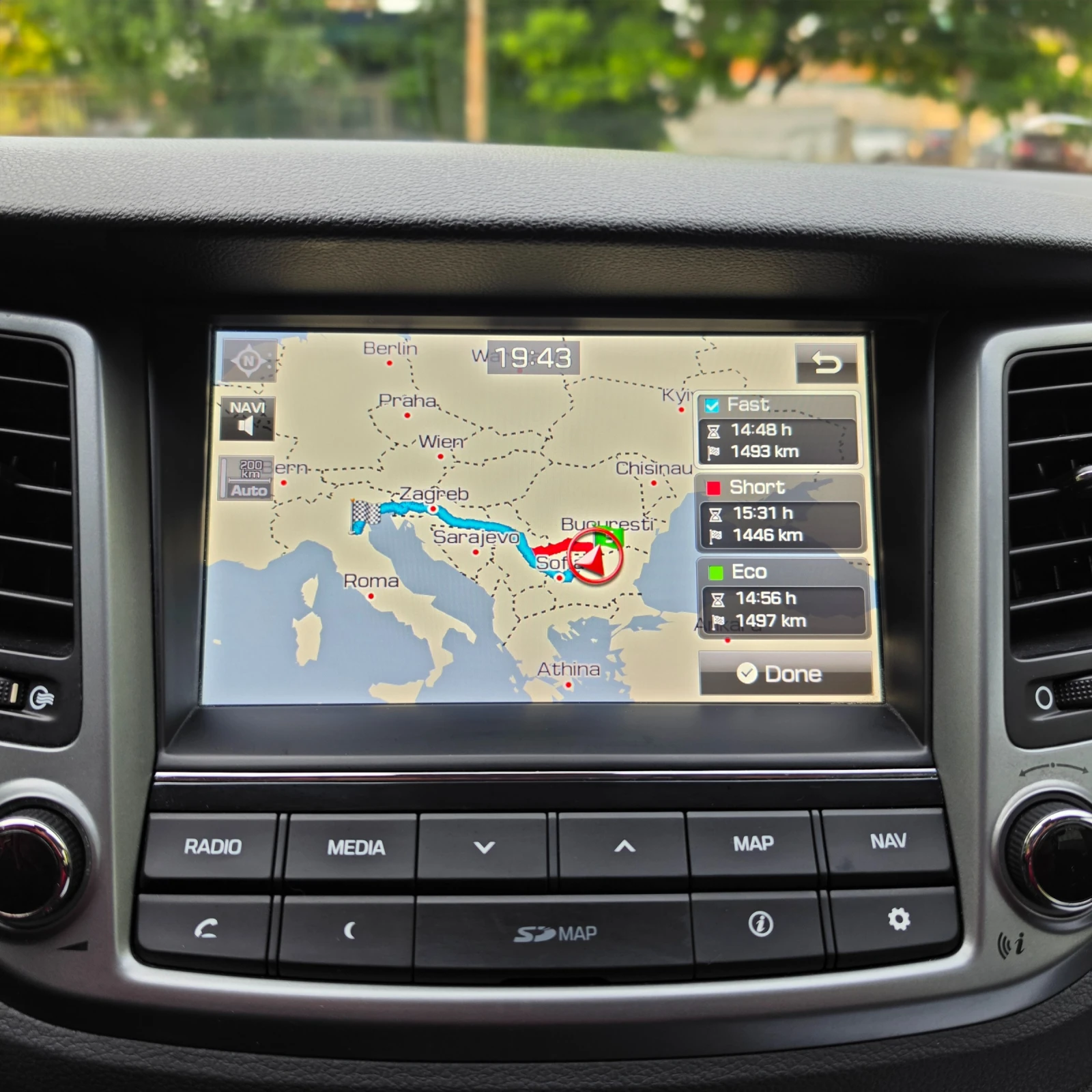 Hyundai Tucson 1.7CRDI AVTOMAT, снимка 13 - Автомобили и джипове - 54684452