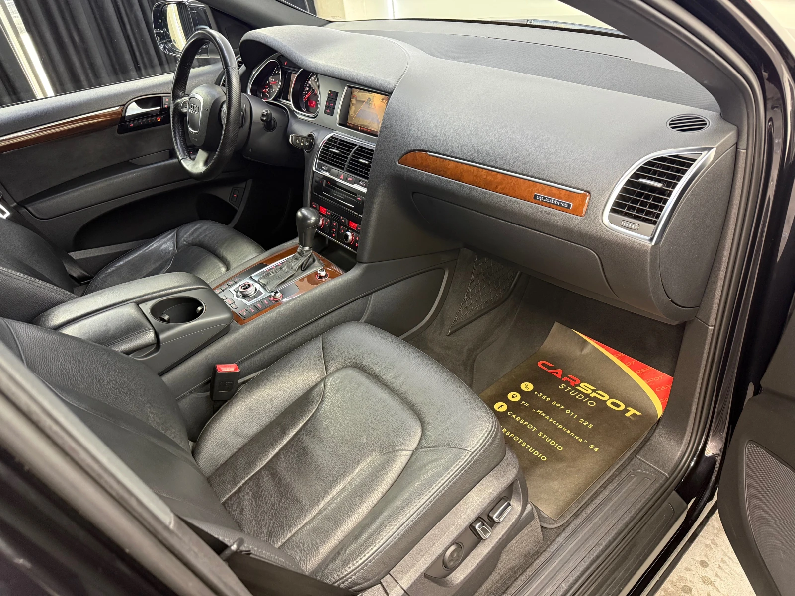 Audi Q7 7 МЕСТА FACELIFT УНИКАТ, снимка 8 - Автомобили и джипове - 56273708