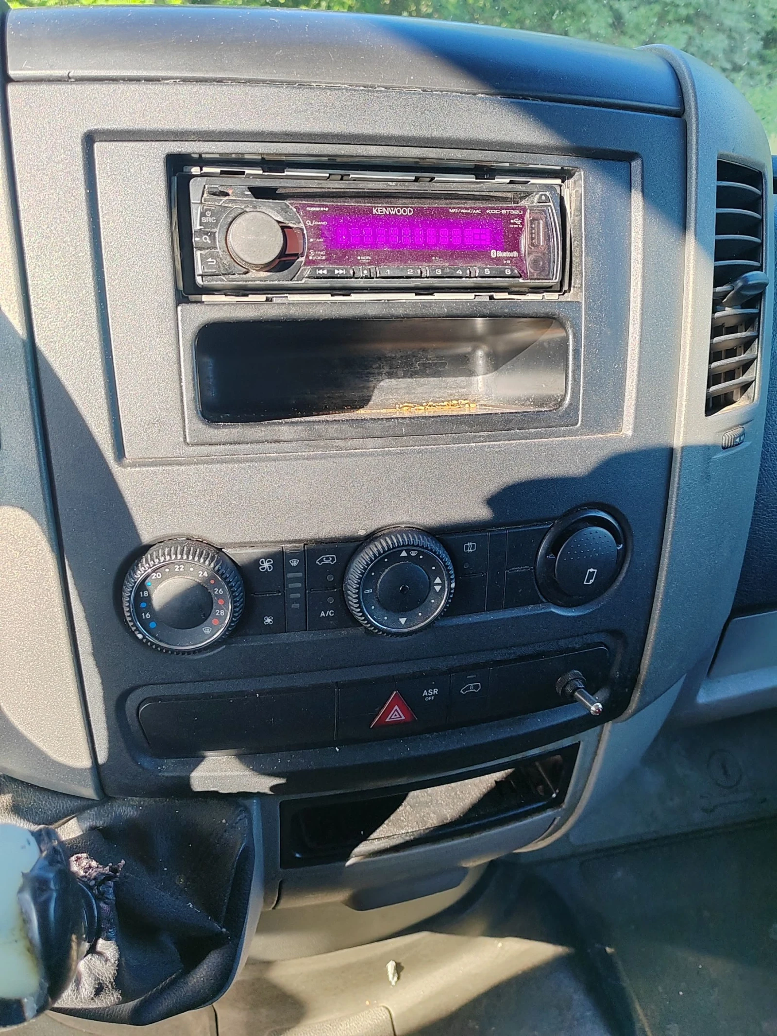 Mercedes-Benz Sprinter 413 413, хладилен, В категория - изображение 10