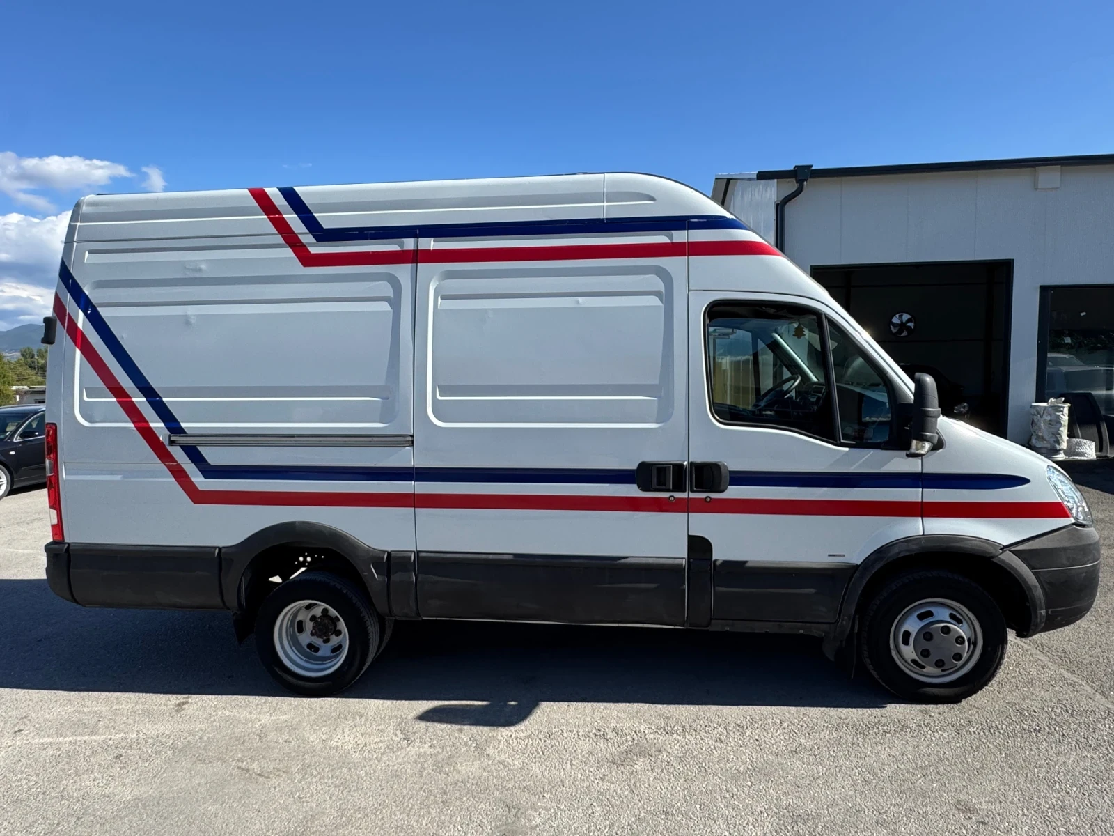 Iveco Daily 35c18 УНИКАТ - изображение 10