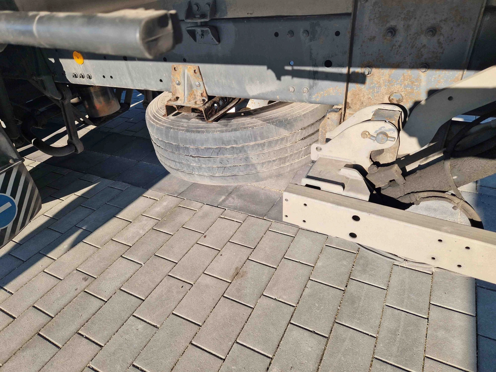 Mercedes-Benz 25 2636 Frigo - изображение 9