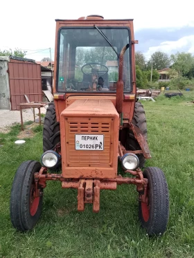 Трактор Т 25 А, снимка 2