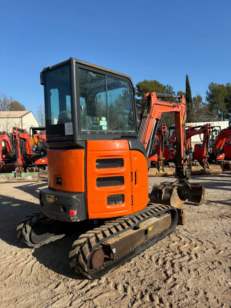 Багер Hitachi ZX26U-5A, снимка 2 - Индустриална техника - 52111157