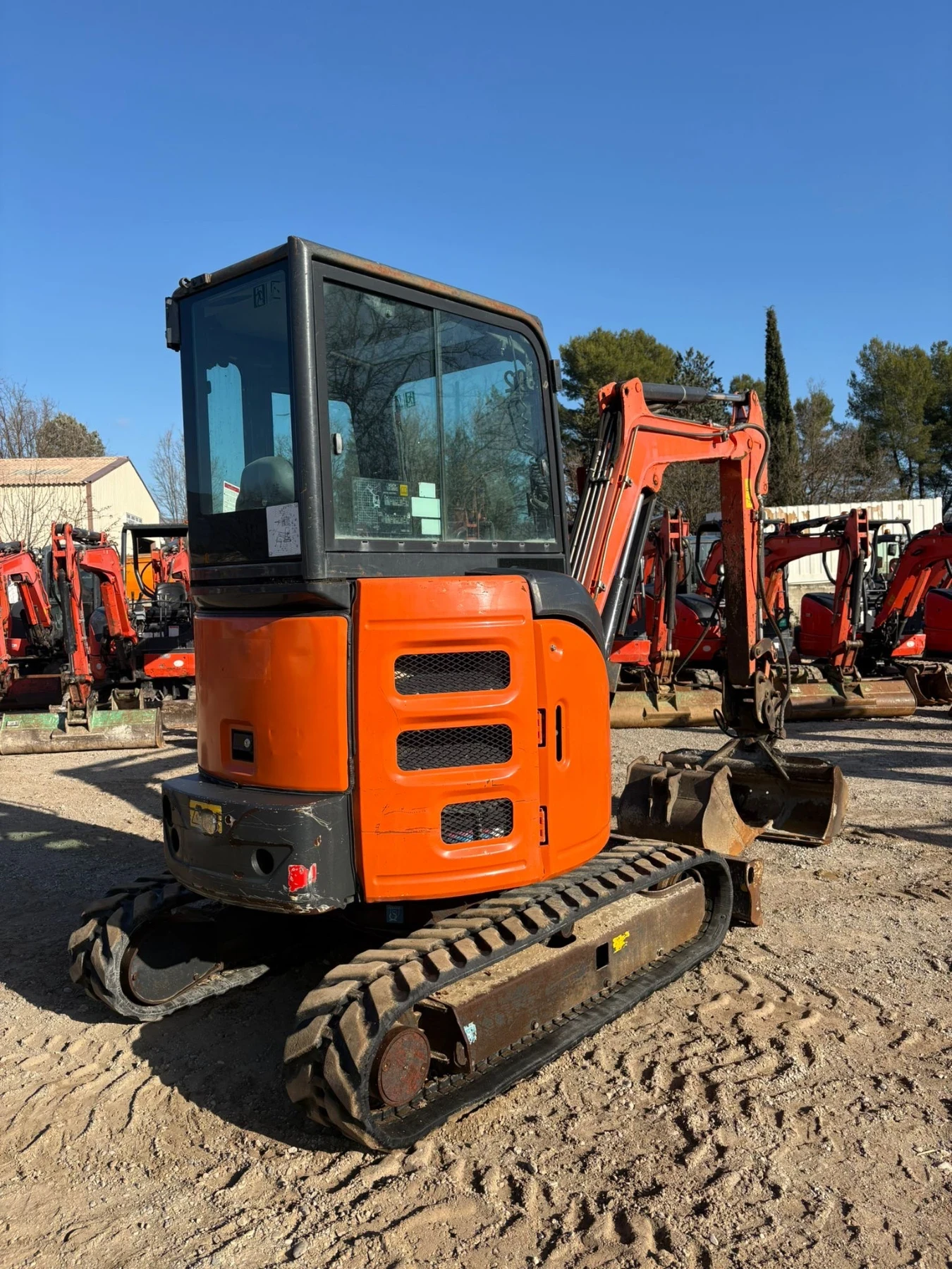 Багер Hitachi ZX26U-5A - изображение 2