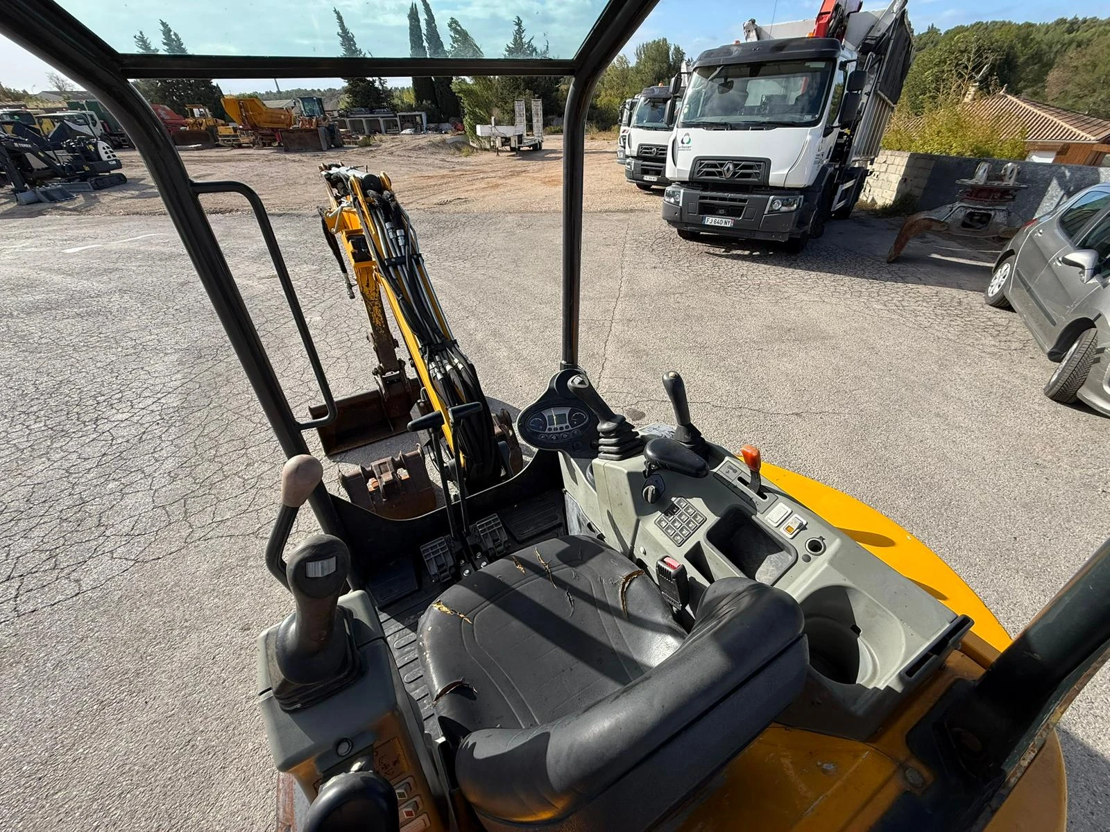 ����� Bobcat E26 | Mobile.bg � ����������� 13