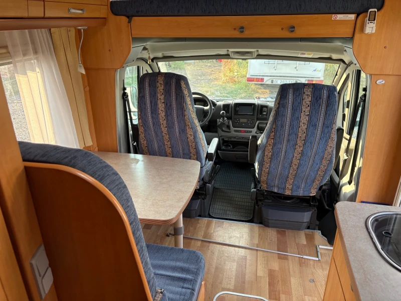 Кемпер LMC 2 КЛИМАТИКА, снимка 10 - Каравани и кемпери - 52949505