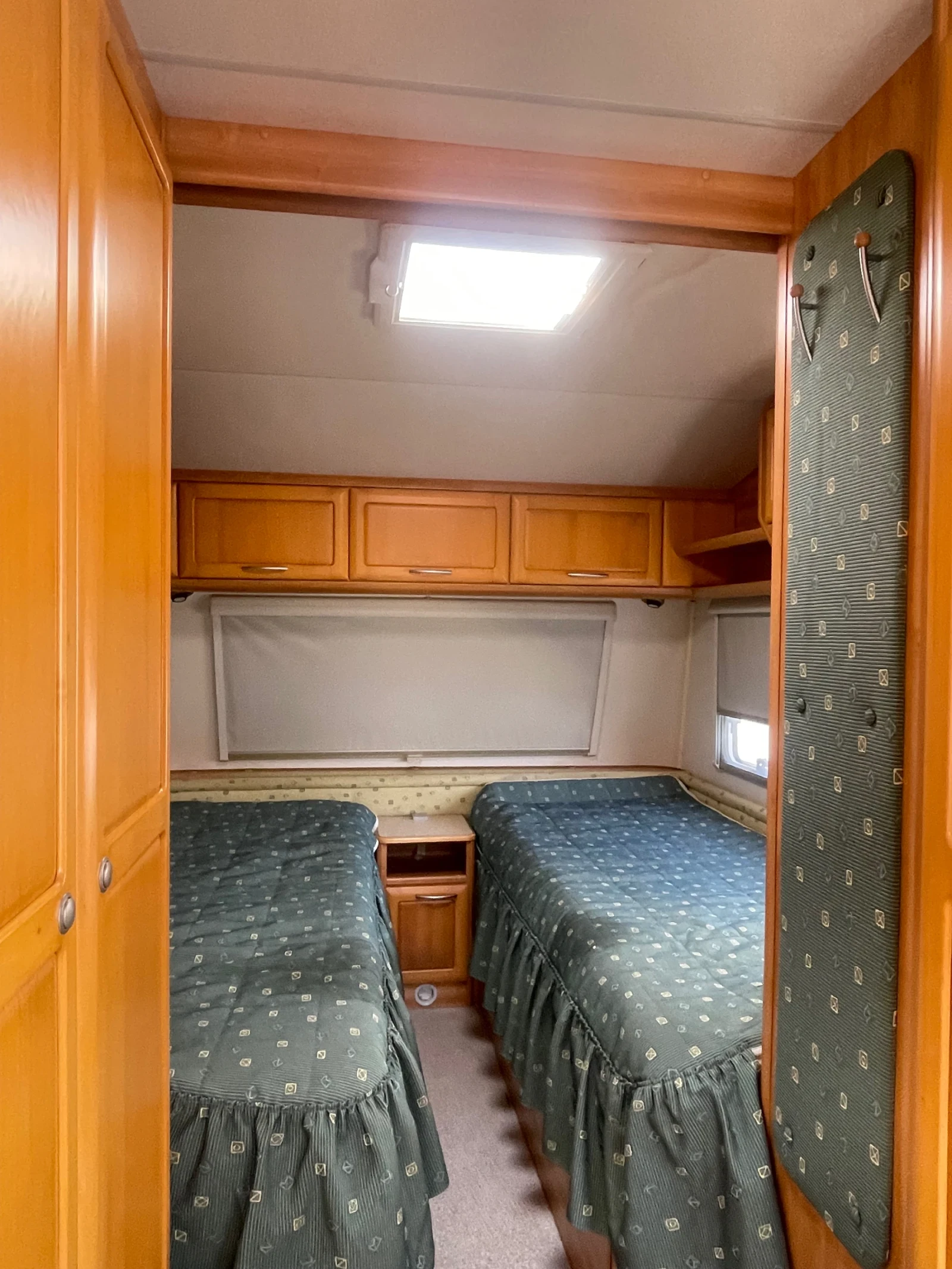 Каравана Knaus KnAuS AzUr 550  - изображение 9